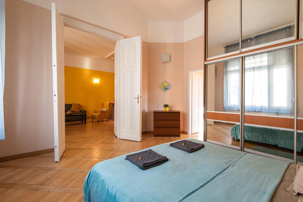 Patrik'S Budapest Center Apartment Ngoại thất bức ảnh